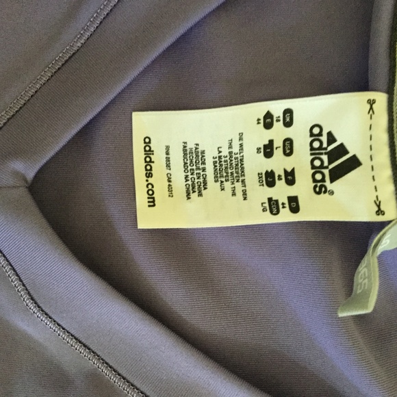 Women’s Size Medium Adidas Reebok T-Shirt Set - Picture 6 of 6